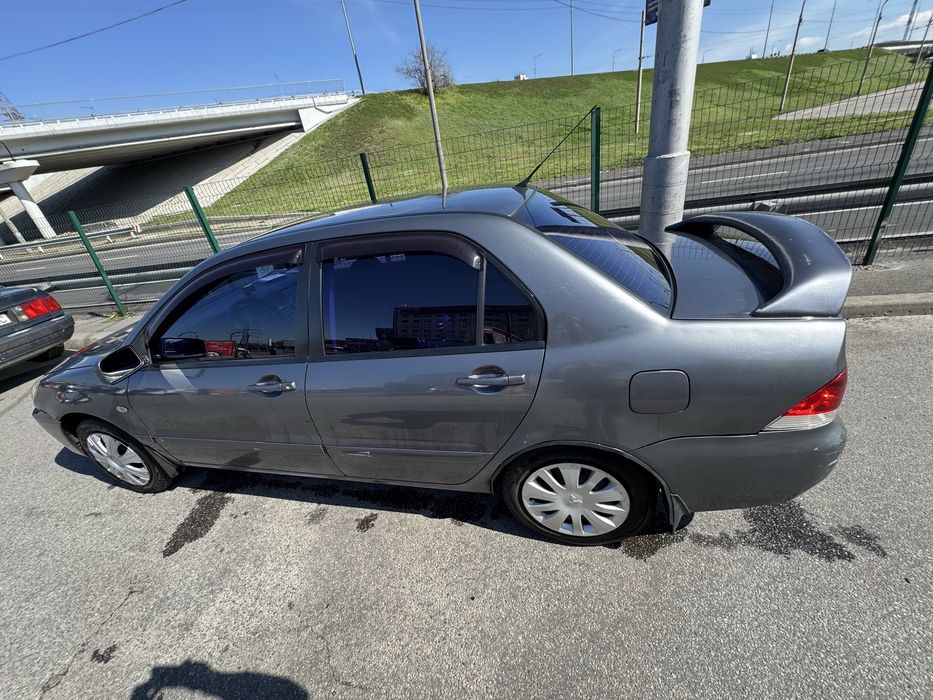 Продам Mitsubishi Lancer 9