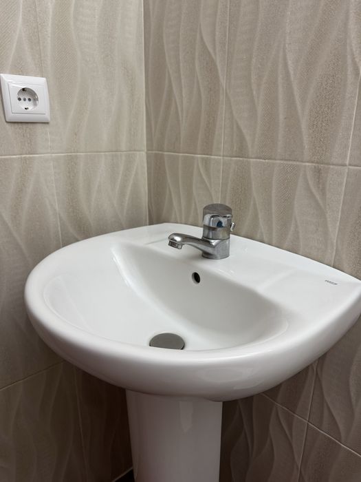 Lavatorio com coluna