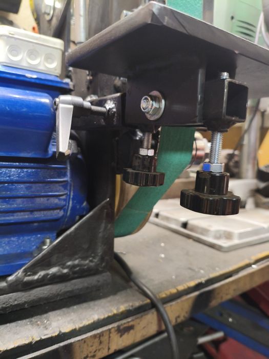 Szlifierka taśmowa stołowa na pas 1250mm.×50mm