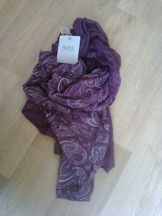 fioletowy szalik z nadrukiem Kik Textil