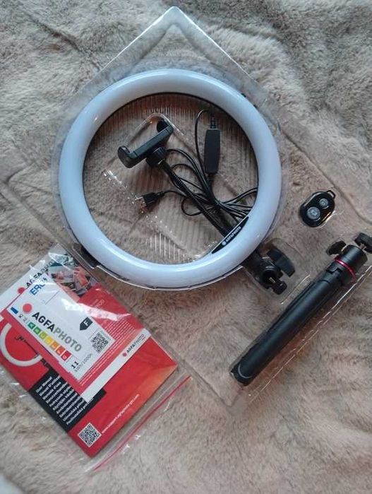 Lampa pierścieniowa plus statyw
Lampa pierścieniowa plus statyw