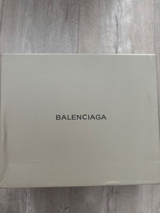 Balenciaga slides