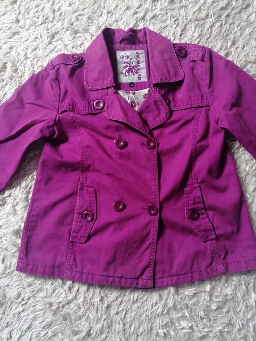 Fioletowa kurtka dzinsowa