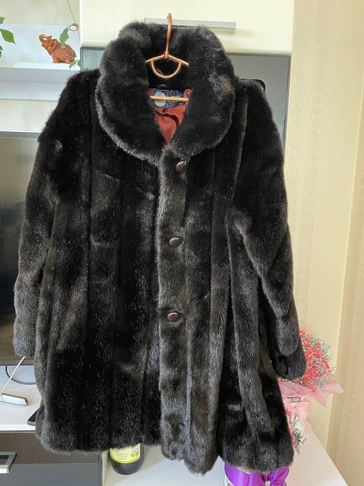 Стильна шуба C&A Sixth Sense