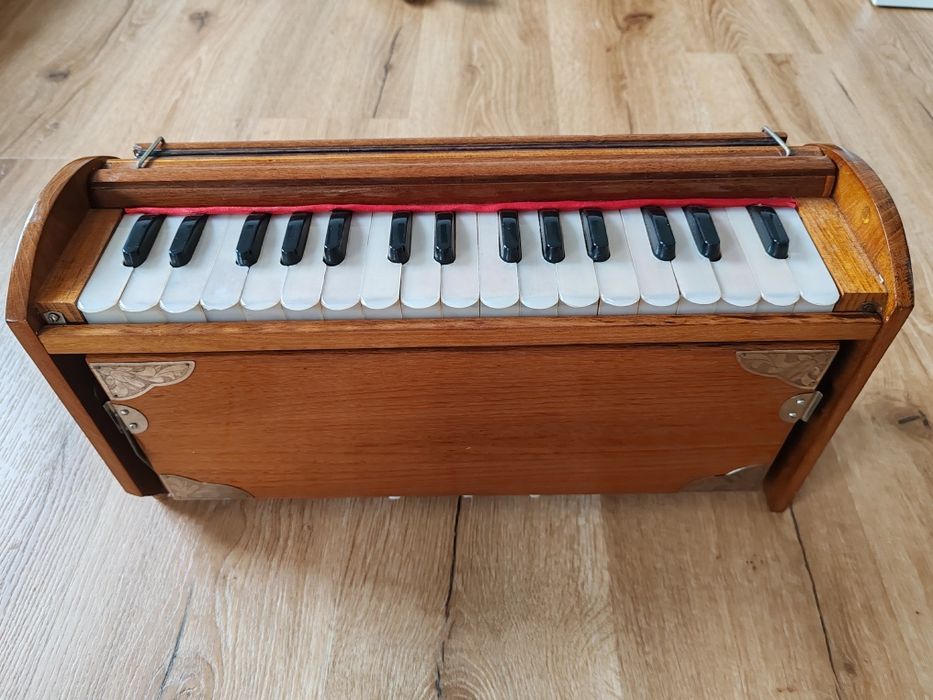 Harmonium Indiano modelo raro Dulcetina
