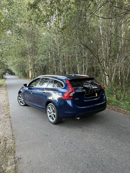 Volvo v60 D3 - 2.0 163 CV