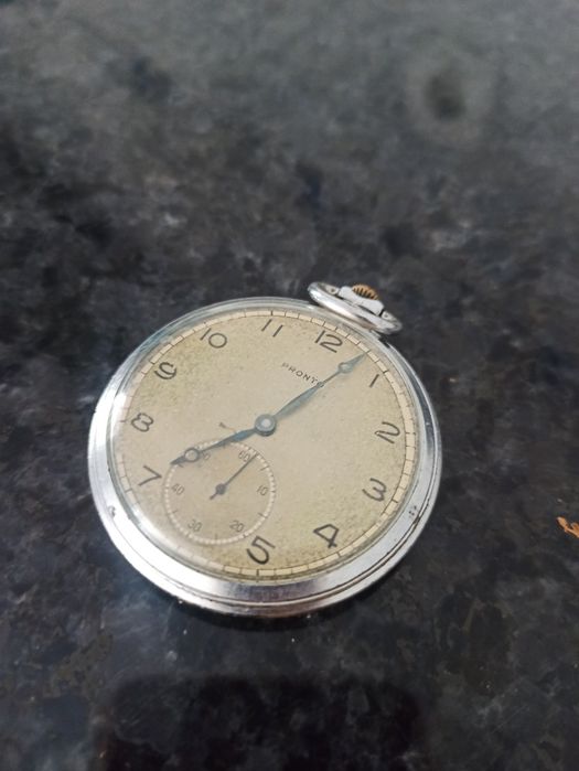 Relógio de bolso antigo