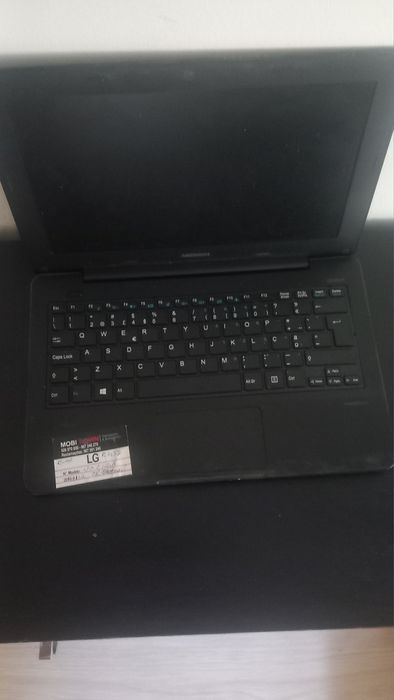 Vendo laptops e tablets usados – para peças/doações.

Predisto