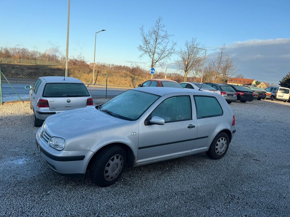 Фольцваген Гольф 4-Автомат