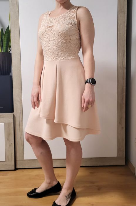 Sukienka beżowa s/m