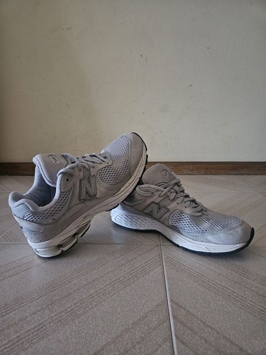 Sapatilhas New Balance 2002R. Tamanho 41,5