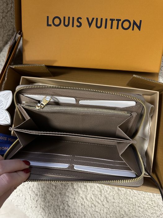 Гаманець портмоне кошелек бежевий жіночий луи louis vuitton