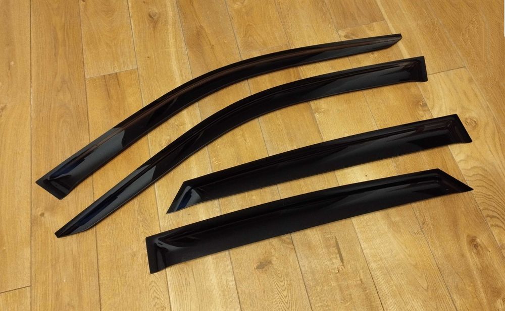 Дефлектори вітровики накладні Skoda Fabia 3 (2015-2021)