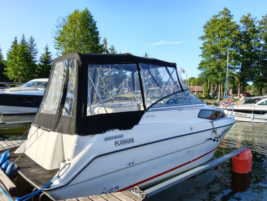 Łódź motorowa Bayliner 2655 kabinowa