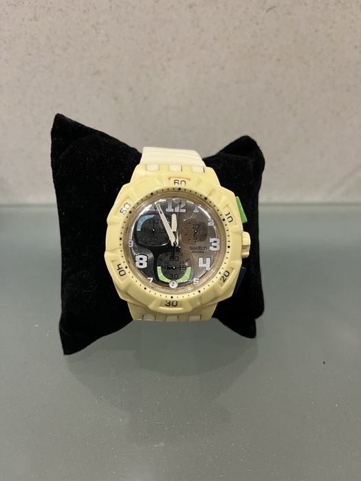 Relógio swatch Branco