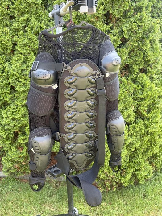 Zbroja Buzzer Corss Quad