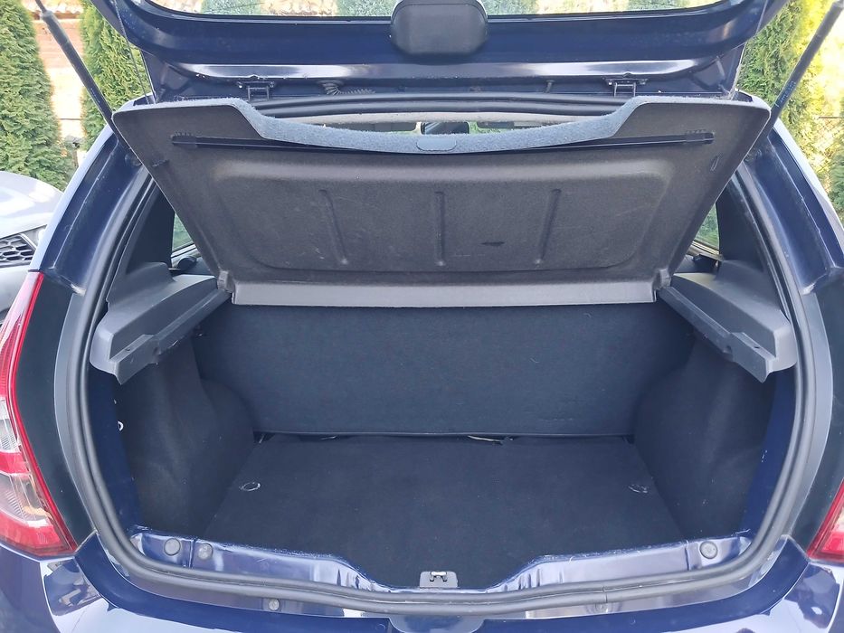 Dacia Sandero 2012