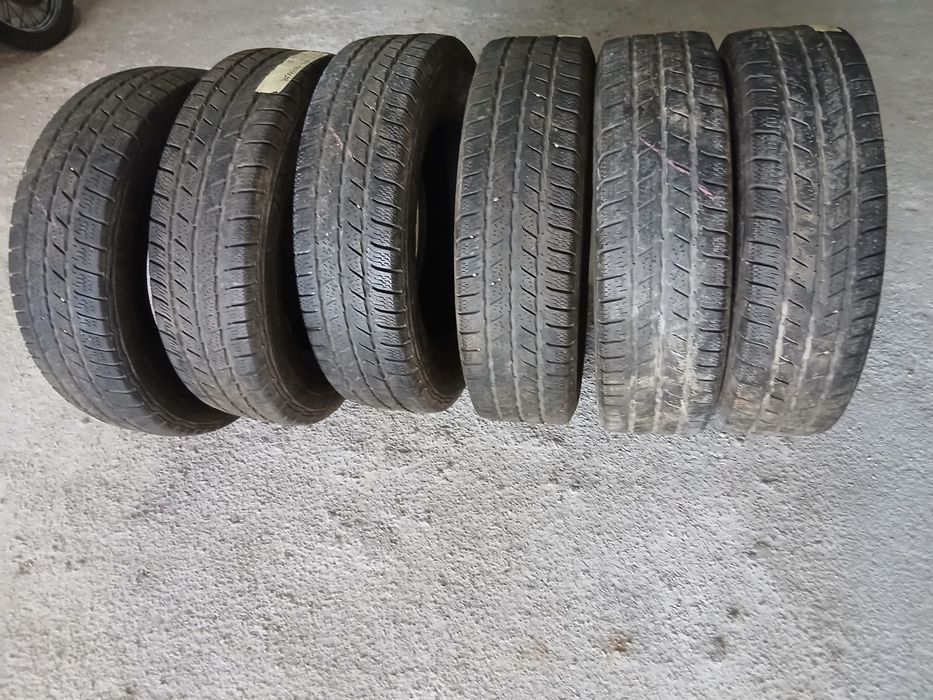 6 Pneus 195/75R16 C Continental