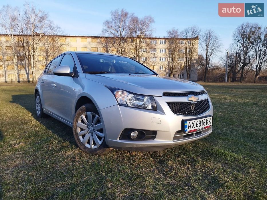 Продам Chevrolet Cruze 2011 hatchback