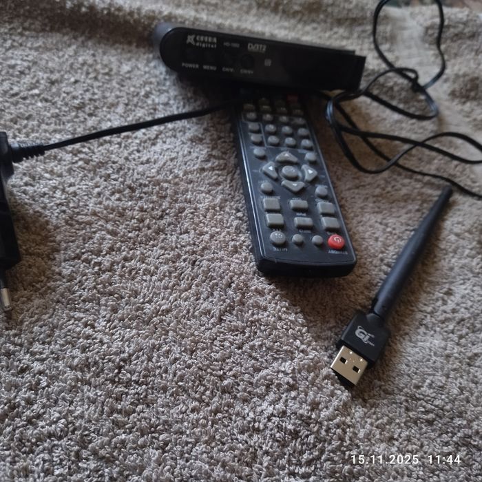 Продам  тв тюнер Т-2 в хорошем состоянии