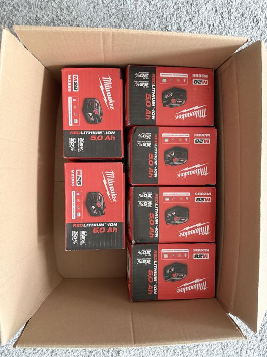 Milwaukee baterii Ladowarka M28 5.0 AH