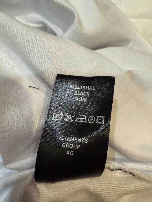 Футболка VETEMENTS Antisocial Tee