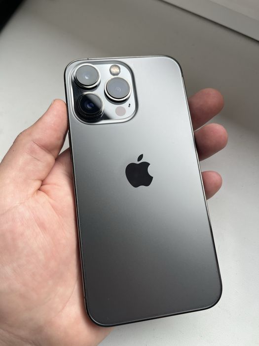Iphone w bardzo dobrym stanie