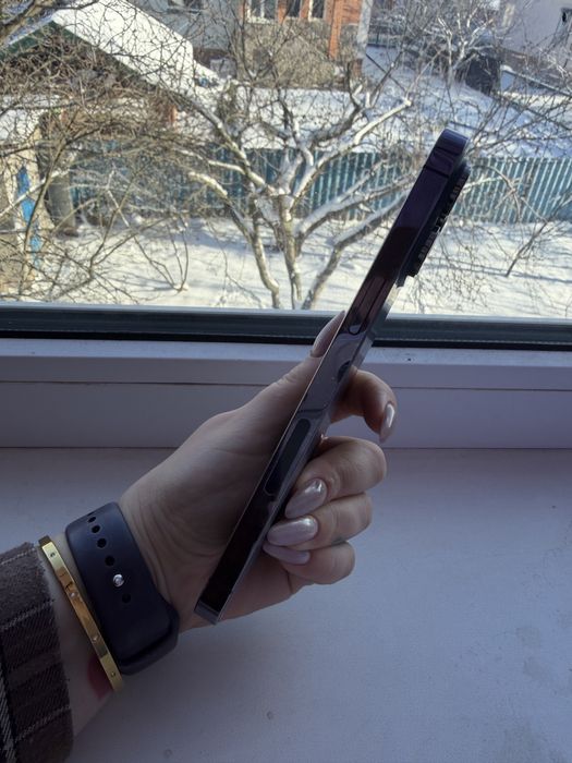 Продам айфон 14 про макс