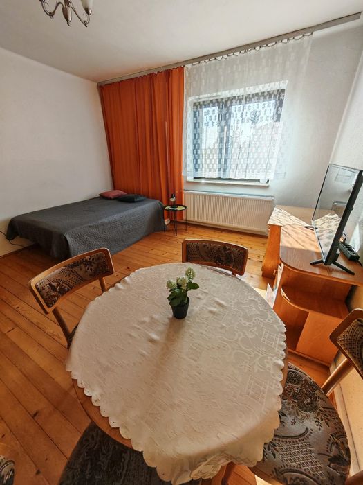Kawalerka-all inclusiv:prąd,woda,net1Gb/s z WiFi,TV,Parking,Kaucja0zl!