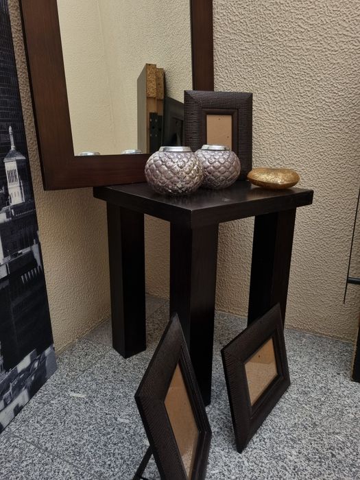 Mesa de apoio em vangue