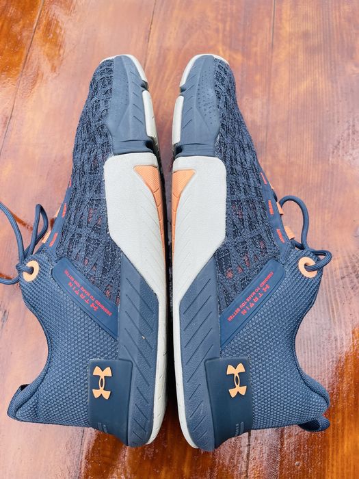 Чоловічі кросівки Under Armour TriBase Reign 5