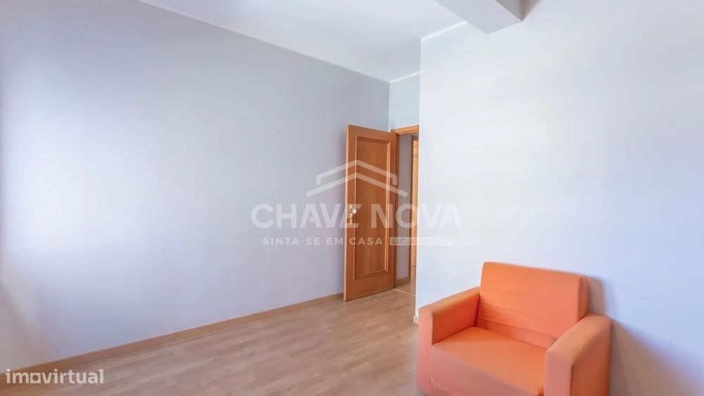 Apartamento T3 à venda no Condomínio Parque dos Duques