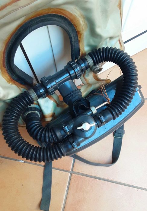 Rebreather e Fato Mergulho Vintage Alemão - 300€