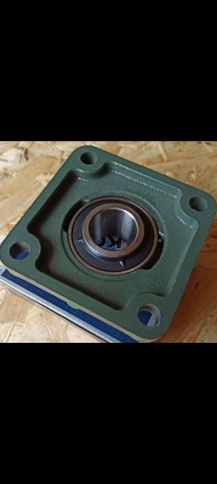 Новый  подшипник для катка диковой бороны  и другие остатки сельхоз за