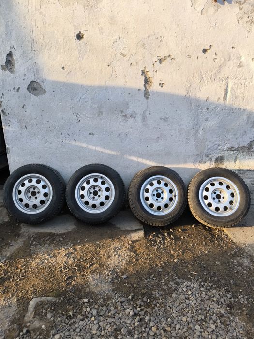 Sprzedam koła zimowe r 15