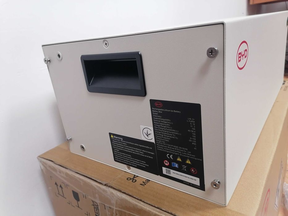 Акумуляторна батарея BYD BatteryBox LV5.0+ 51.2V 100AH
