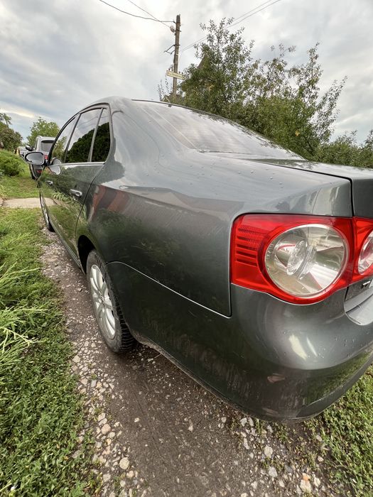 Терміновий продаж! Volksvagen Jetta 5 2009року