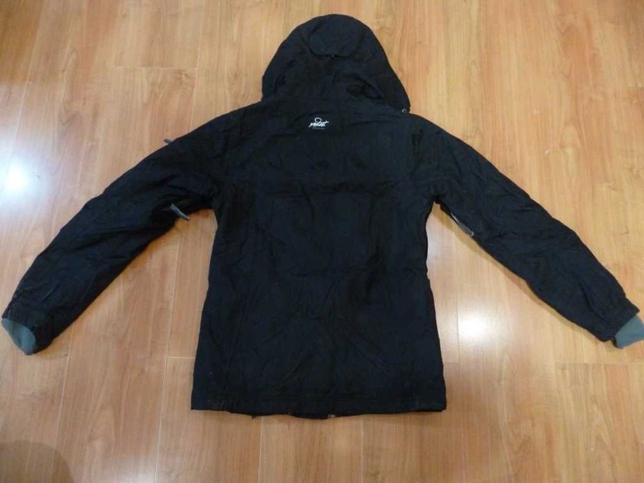 Женская горнолыжная куртка protest.