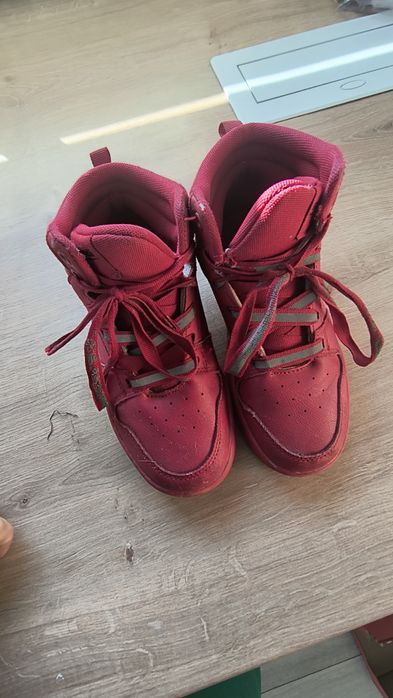 Buty za kostkę czerwone Sprandi r.32