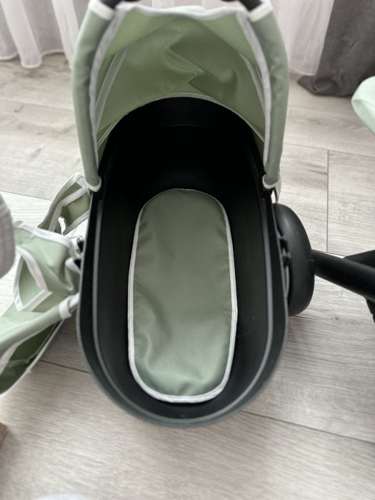 Коляска для ляльки Smoby