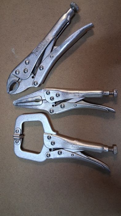 Alicates de pressão.