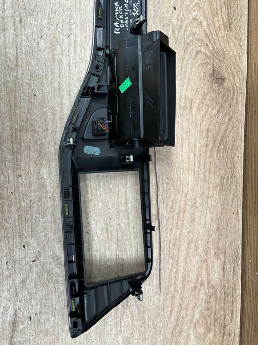 Ramka dekor nawigacji Citroen C5 III X7
