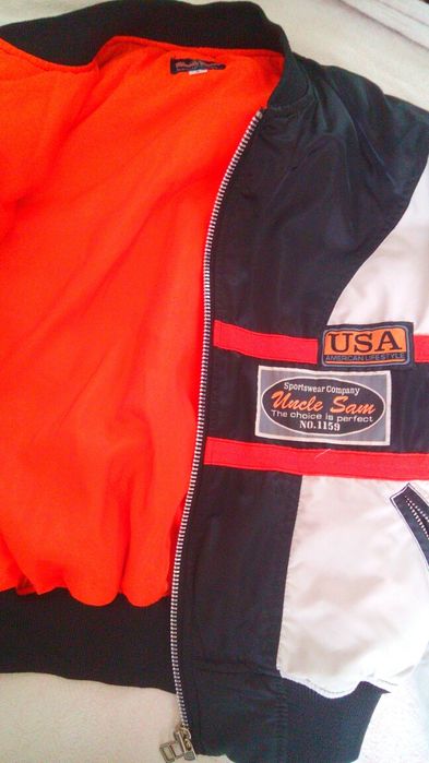 Демесизонная куртка бомбер размер S