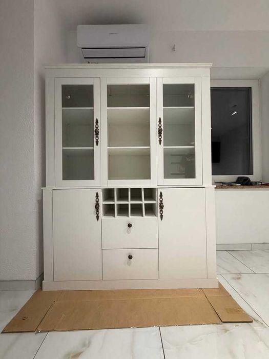 Witryna, komoda, kredens, regał do jadalni salonu