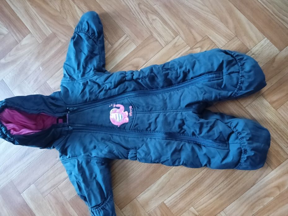 Kombinezon dziecięcy 62/68