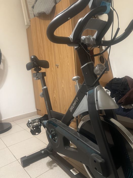 Bike eliptica/ pouco usada.