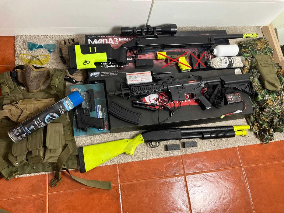 Airsoft - Colete + Coldre p/ Pistola