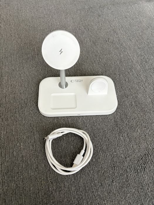 Apple 3-in-1 Charger | iStore64286067325059121