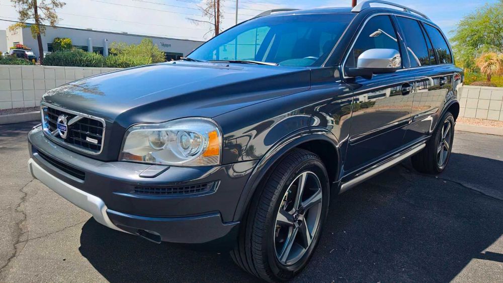 Volvo XC90      2014