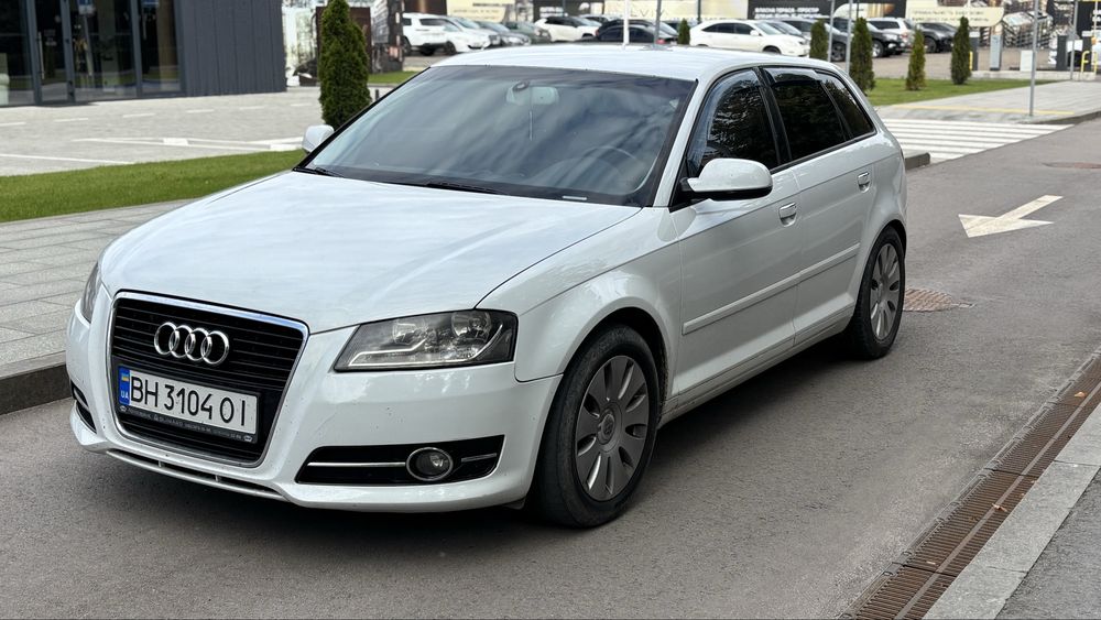 Продам Audi A3 автомат